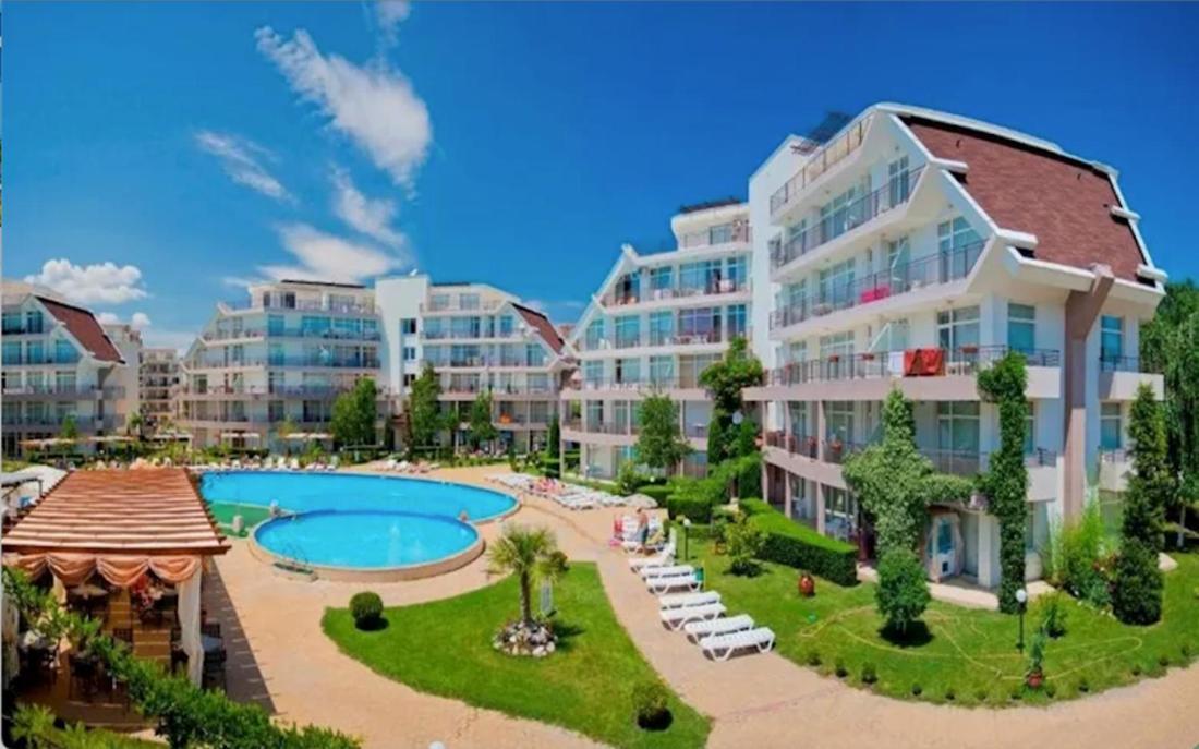 Sun Village B 320 Apartment Pantai Sunny Bagian luar foto