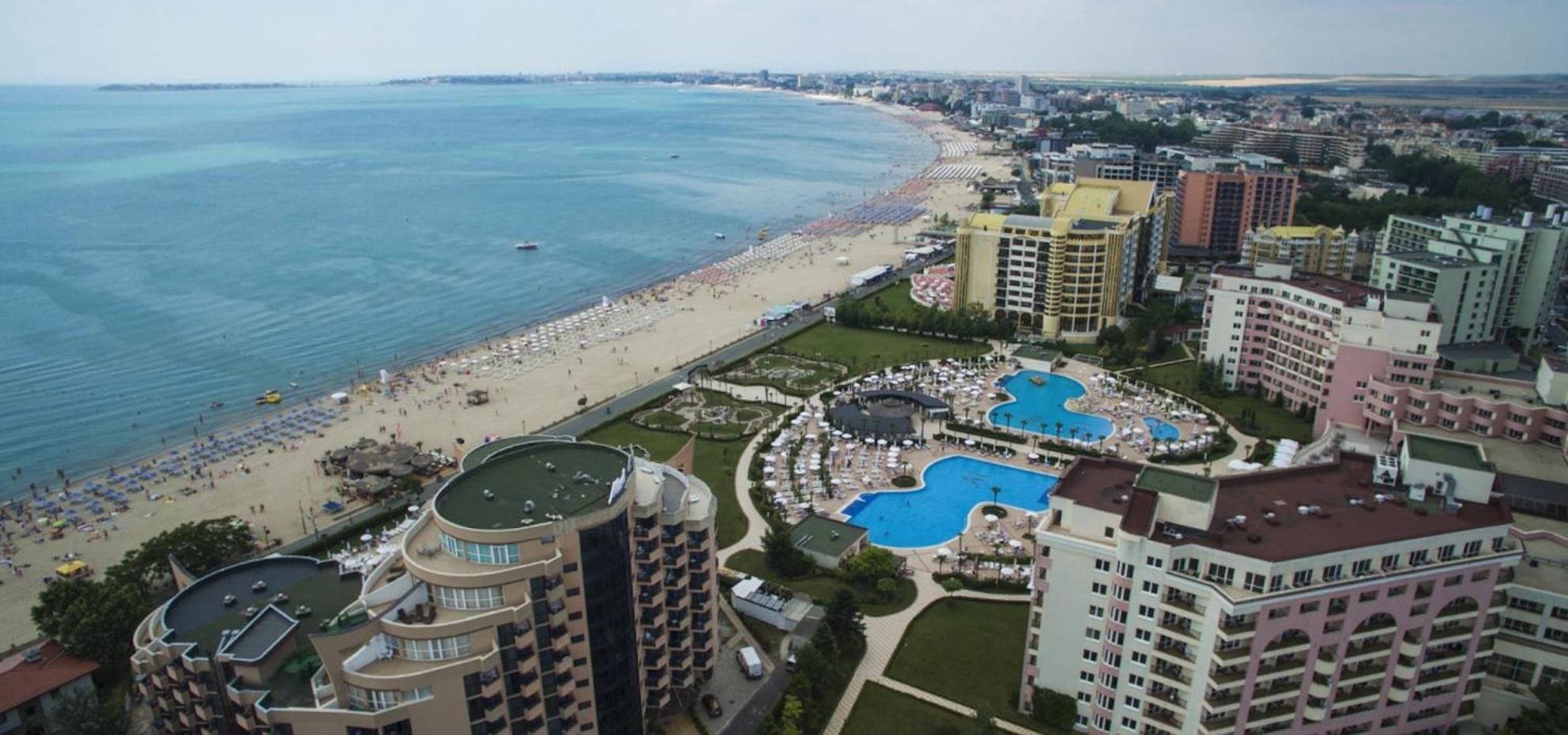 Sun Village B 320 Apartment Pantai Sunny Bagian luar foto