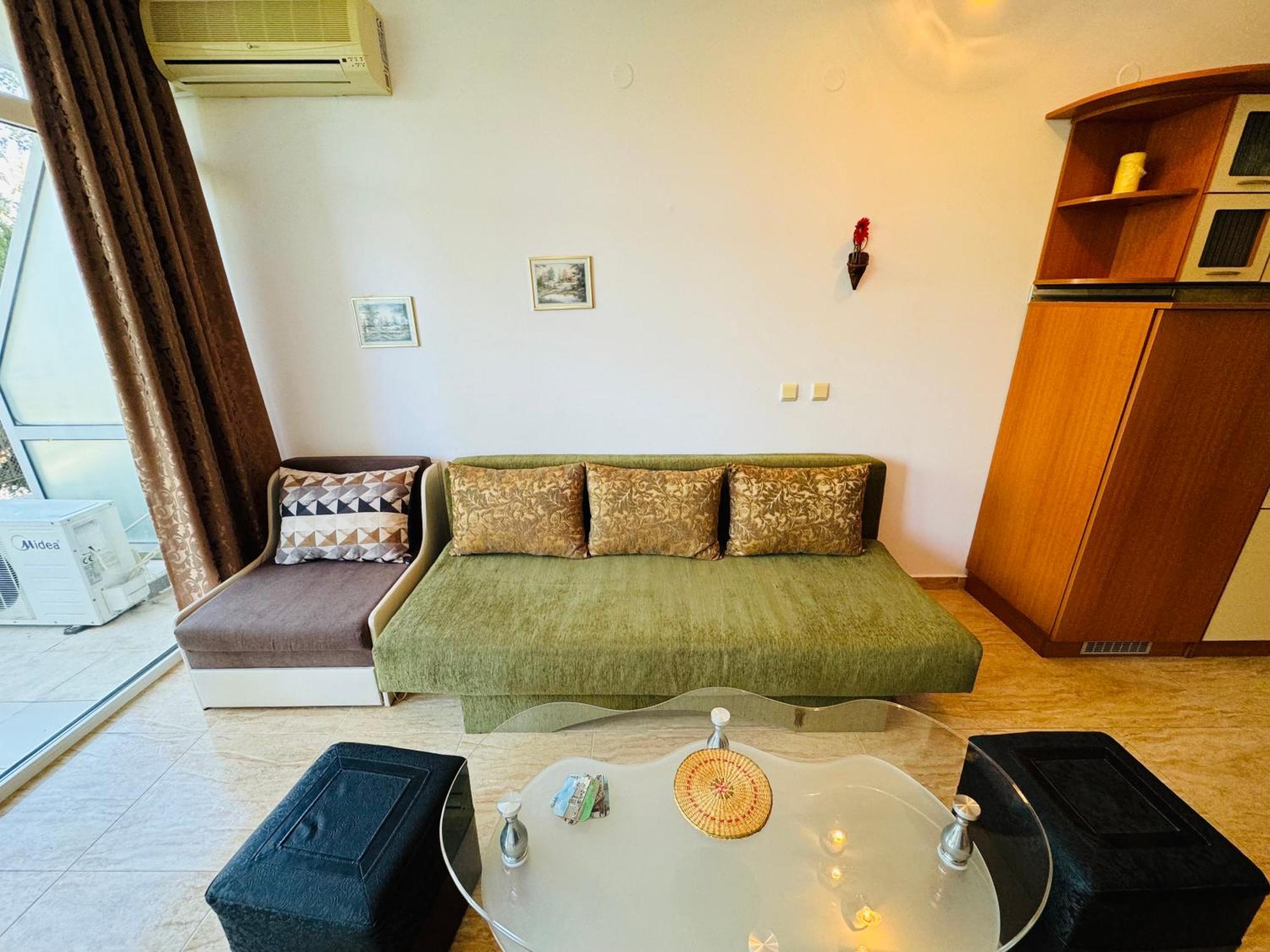 Sun Village B 320 Apartment Pantai Sunny Bagian luar foto